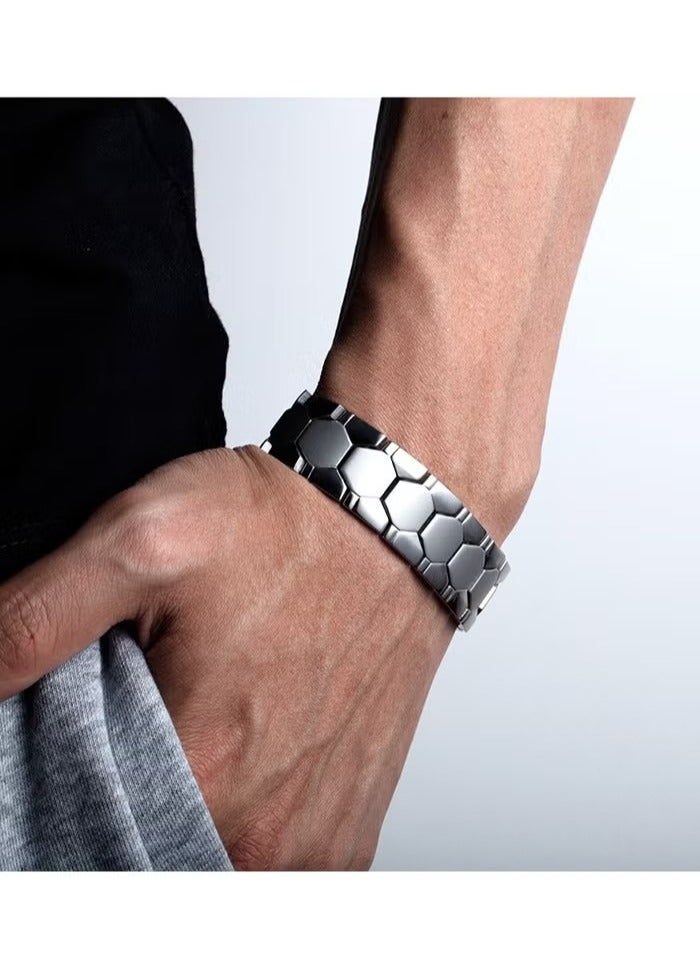 Men's bracelet relief classic silver stainless steel bracelet, fashionable bracelet - Image 3