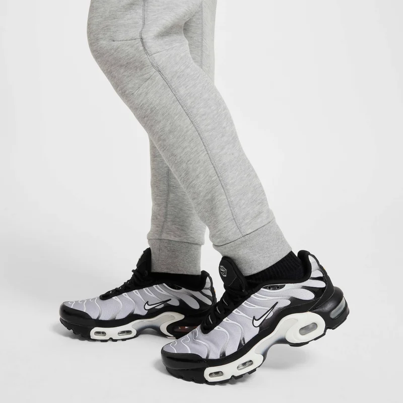 Nike F.C. Barcelona Tech Fleece