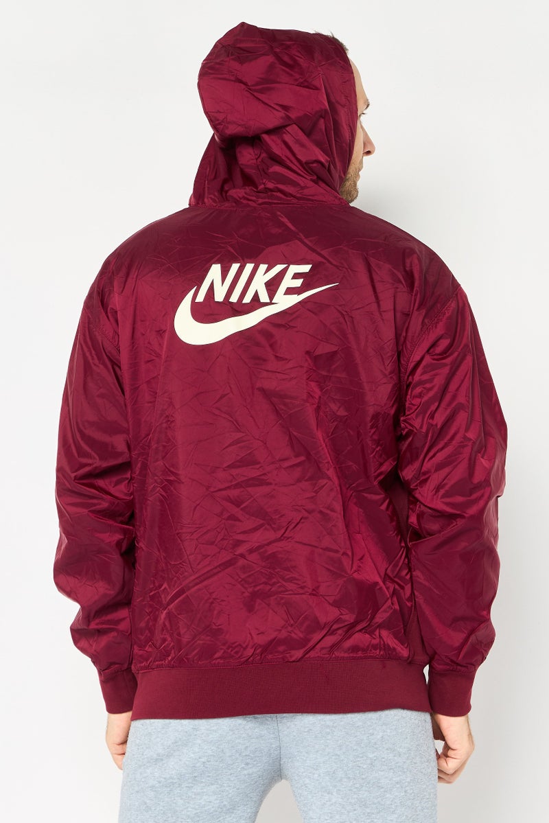 Nike هودي رياضي للرجال بأكمام طويلة مناسب في الهواء الطلق، مارون - Image 2