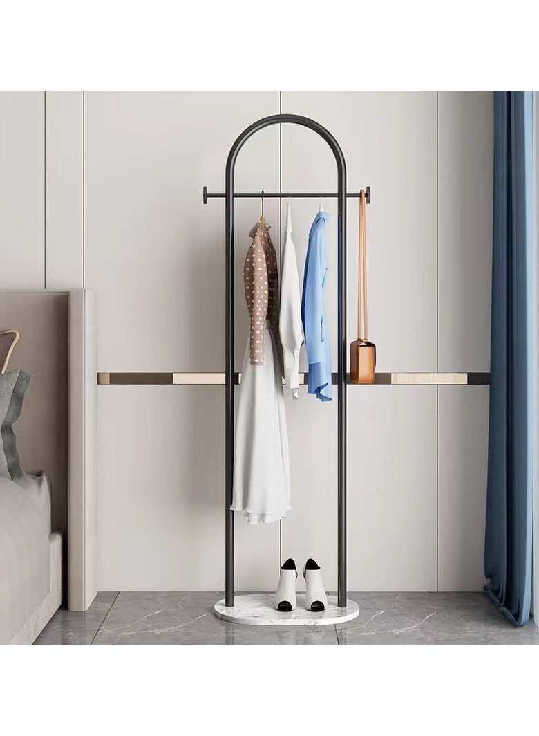 انسجام حامل معاطف وملابس عصري ومتعدد الاستخدامات، حامل معاطف بارتفاع 170 سم، حامل ملابس قائم بذاته بقاعدة من الرخام الطبيعي المستقر، حامل ملابس عالي التحمل، حامل شماعات معاطف للحقيبة والقبعة والوشاح والسترات لغرفة النوم وغرفة المعيشة - Image 1