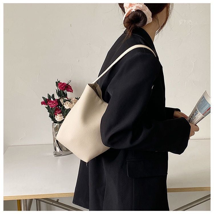 Design Bag, Fresh And Versatile, Summer Korean Style, Lazy Portable Shoulder Bag, Niche Bucket - Image 1