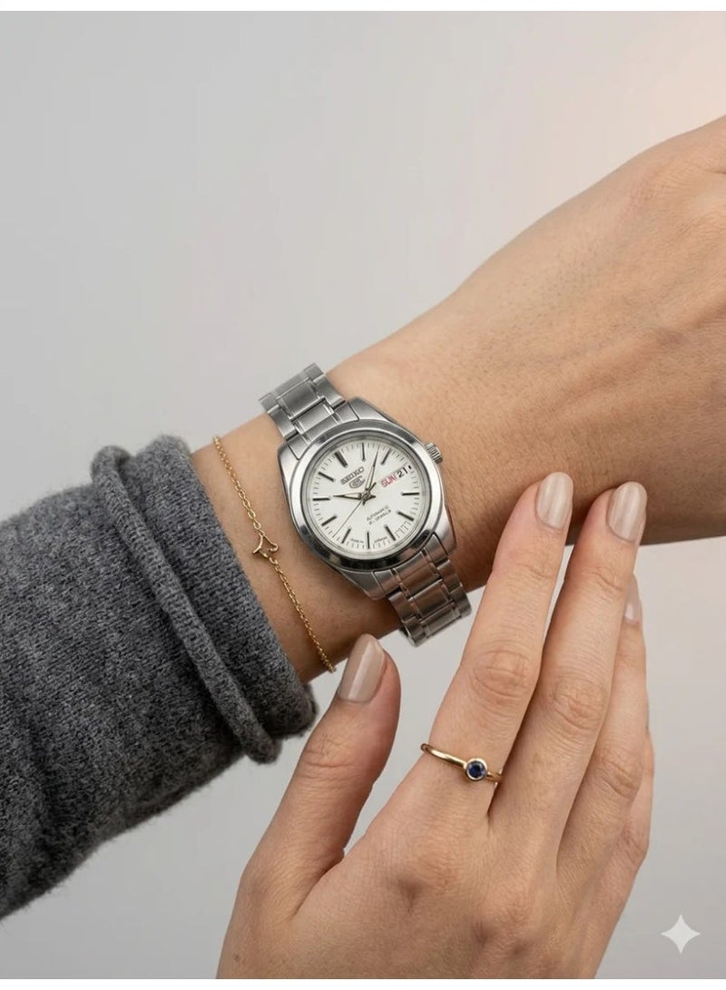Seiko 5 سايكو SYMK13J1 5 ساعة أوتوماتيكية للنساء بقرص أبيض من الفولاذ المقاوم للصدأ - Image 4