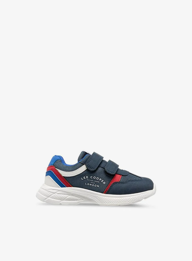لي كوبر أحذية رياضية للأولاد بنعل خارجي بنمط ألواح وإغلاق بشريط لاصق
