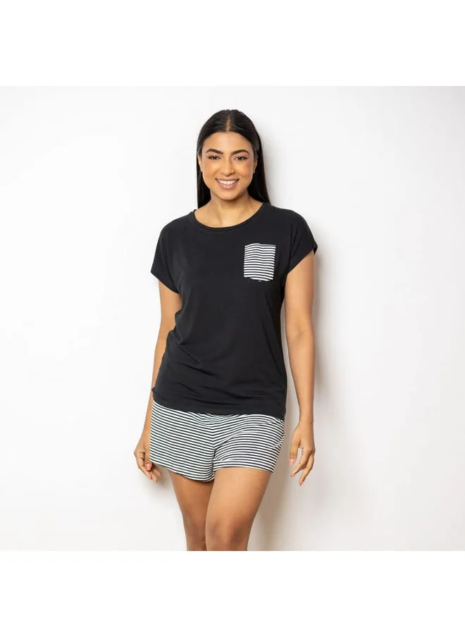 Aadaraya Aadaraya Solid T-shirt and Striped Shorts Set