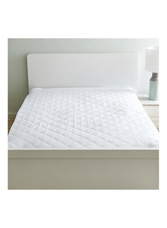 Home Box Hilton Microfiber Queen Mattress Protector
