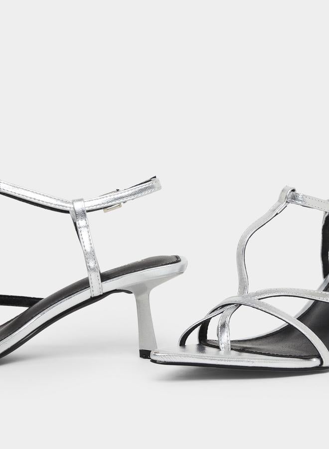 ريد صندل بمقدمة مدببة ورباط - Image 3