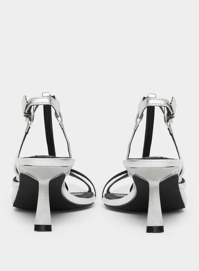 ريد صندل بمقدمة مدببة ورباط - Image 4