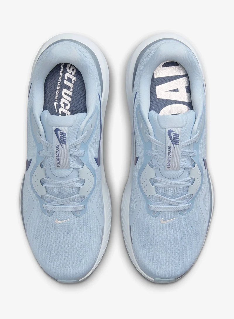 Nike Structure 26