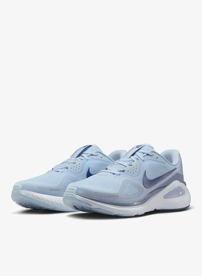 Nike Structure 26