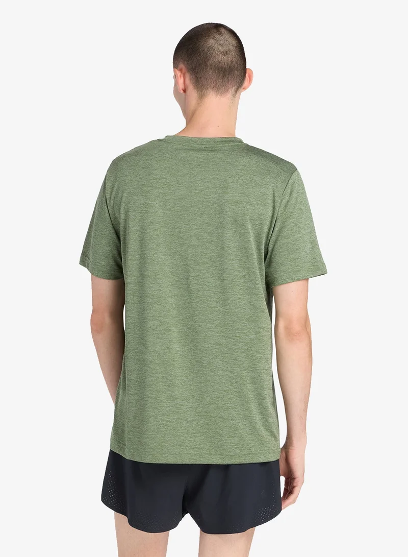New Balance Essential Logo T-Shirt