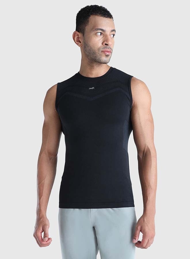 Musclemind Men's Seamless Sleeveless Compression T-shirt - Image 1