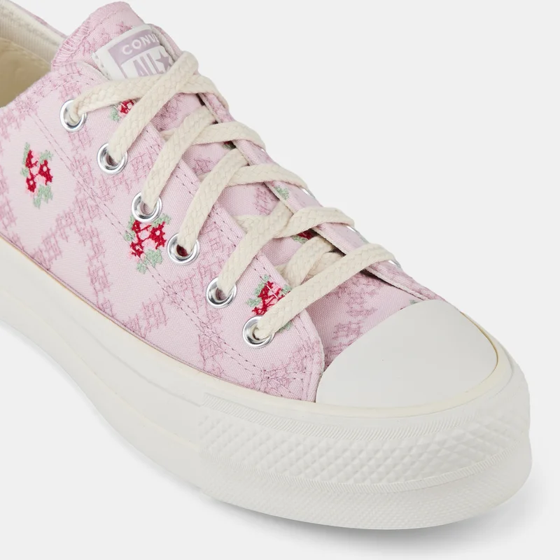 Converse Pink Women's Chuck Taylor All Star Lift Platform Shoes for Women | Best Price UAE