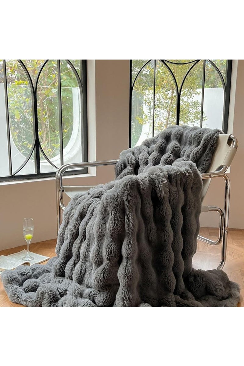 MONOGUE Ultra Soft Faux Fur Throw Blanket – Cozy Plush Fuzzy Blanket for Sofa, Couch & Bed - Image 1