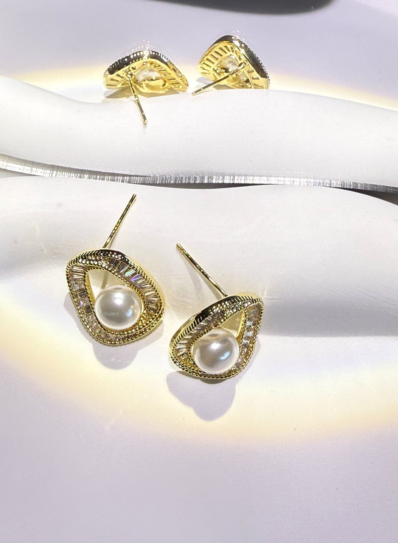 أقراط بيضاوية غير منتظمة: تصميم فريد وعصري للعمل، إبرة من الفضة الإسترلينية عيار 925، أنيقة ومضادة للحساسية - Image 1