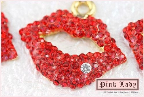 MONNEL NC051 Little Red Crystal Sexy Kiss Lip Charm Pendant Necklace - Image 2