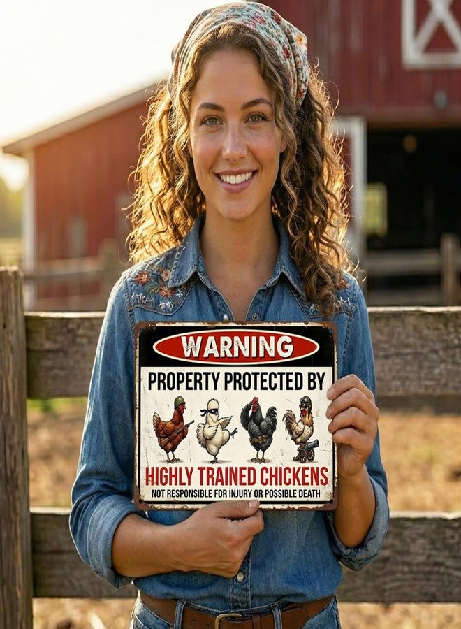 CrazySign لوحة معدنية مضحكة لتزيين قن الدجاج مكتوب عليها "تحذير: دجاج مدرب تدريباً عالياً" - ديكور ريفي للمزرعة، لافتات لسياج الفناء الخلفي - هدايا طريفة لمحبي الدجاج 8 × 12 بوصة (26003) - Image 4