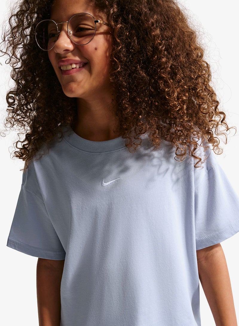 Nike Youth Nsw Essential Boxy T-Shirt - Image 3