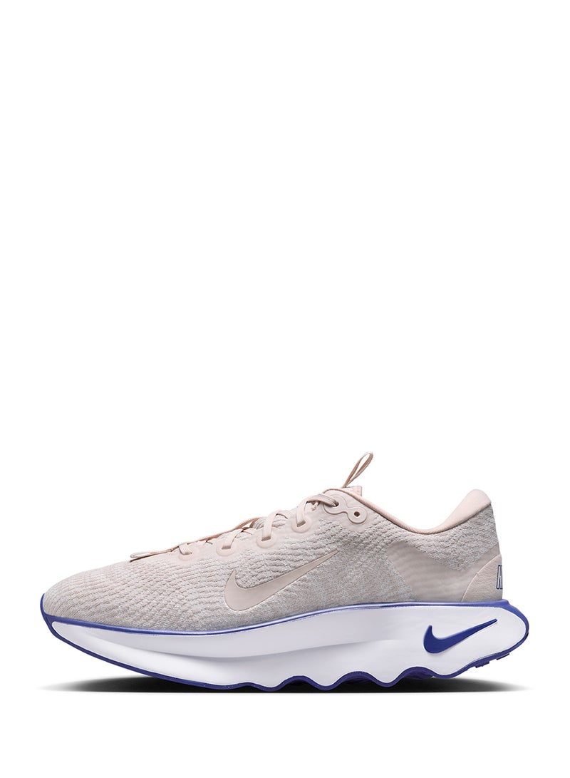 Nike Motiva Men's Walking Shoes  - Image 2