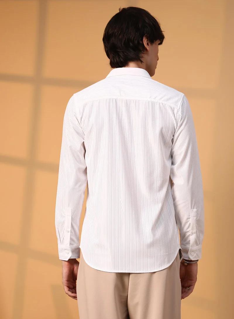 Campus Sutra Men's Chalk White Ribbed Utility Shirt