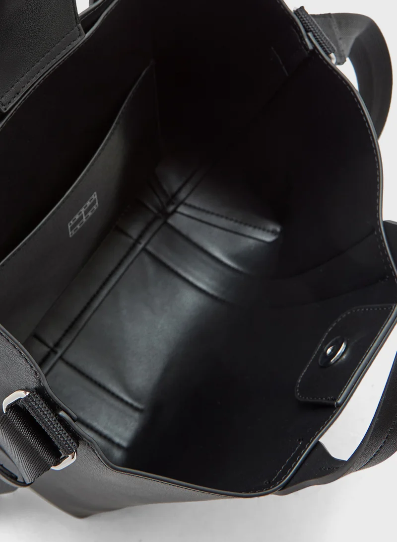 TOMMY JEANS Top Handle Tote