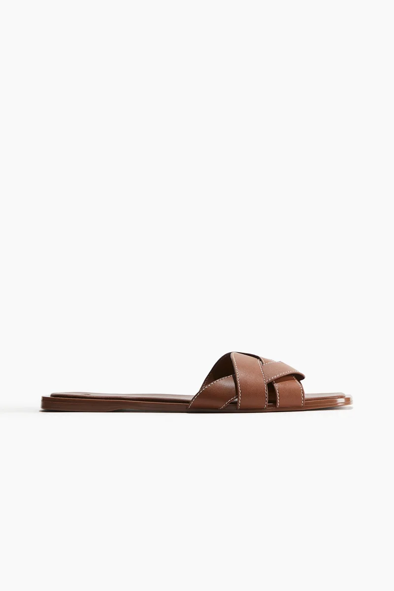 اتش اند ام Braided sandals