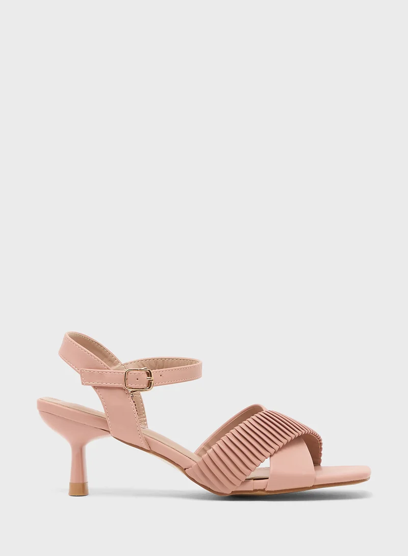 إس دي. فيلانو Mid Heeled Sandal