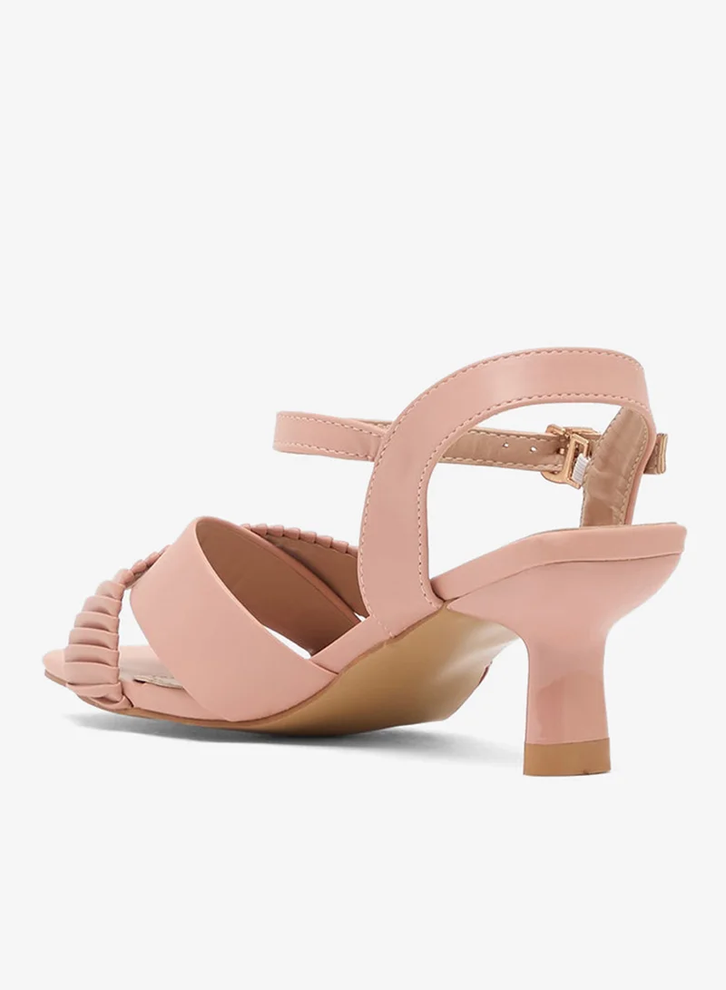 إس دي. فيلانو صندل بكعب متوسط