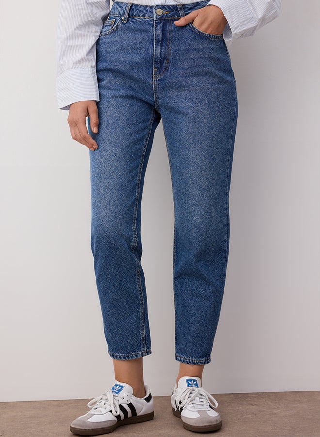 trendyol Blue High Waist Mom Jeans TWOSS23JE00085 - Image 3