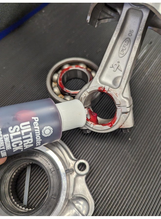 Permatex Permatex 81950 Ultra Slick Engine Assembly Lube, 4 Oz. , Red - Image 4