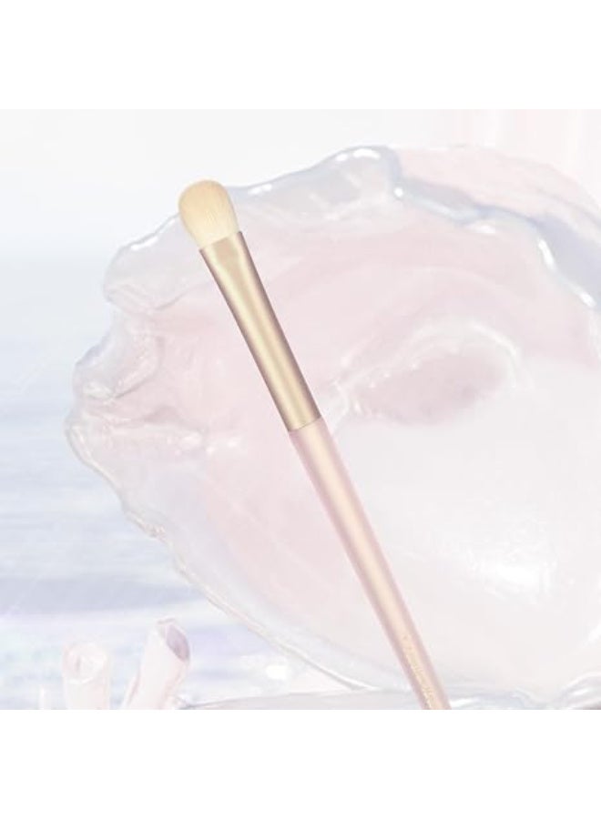 Flower Knows Eyeshadow Brush - Image 3