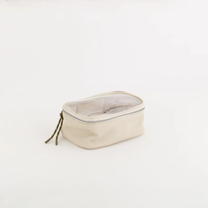 CARPISA Women's Toiletry Bag - Gabriela Beauty