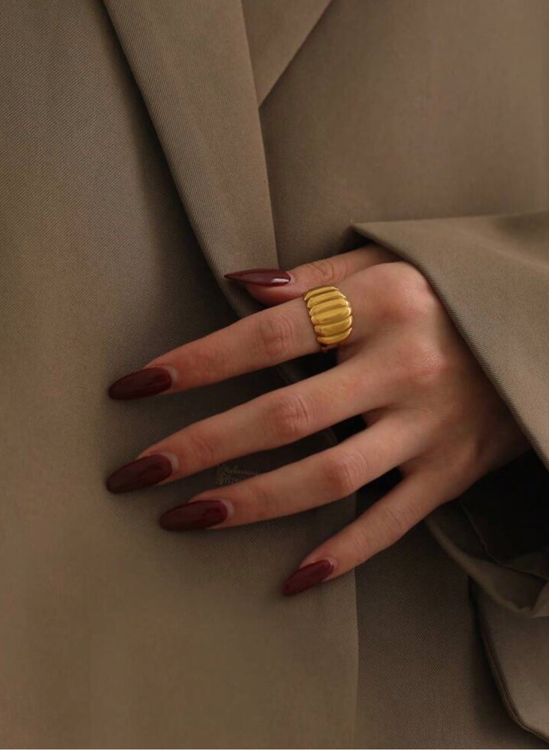 إيكوال خاتم نسائي من الاستانلس ستيل مطلي باللون الذهبي بمقاس موحد - Image 2