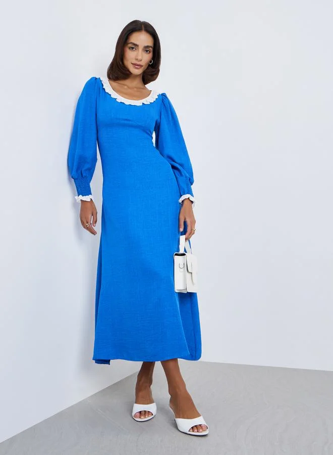 ستايلي فستان ميدي بدانتيل متباين عند خط العنق