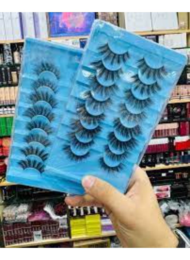 رموش خطيره يا جماعه وخامتها تحفه عشان كل الناس الي سالوني عليها وفرتلكوا اشكال كتير وكمان كميات بسعر لقطه 🤭💖 مفيش ميكب ارتست دلوقتي تقدر تستغني عنها و غنيه عن التعريف ❤️ اخر صور علي الطبيعه عشان تشوفوا حلاوه الرموش والوينج كمان - Image 1