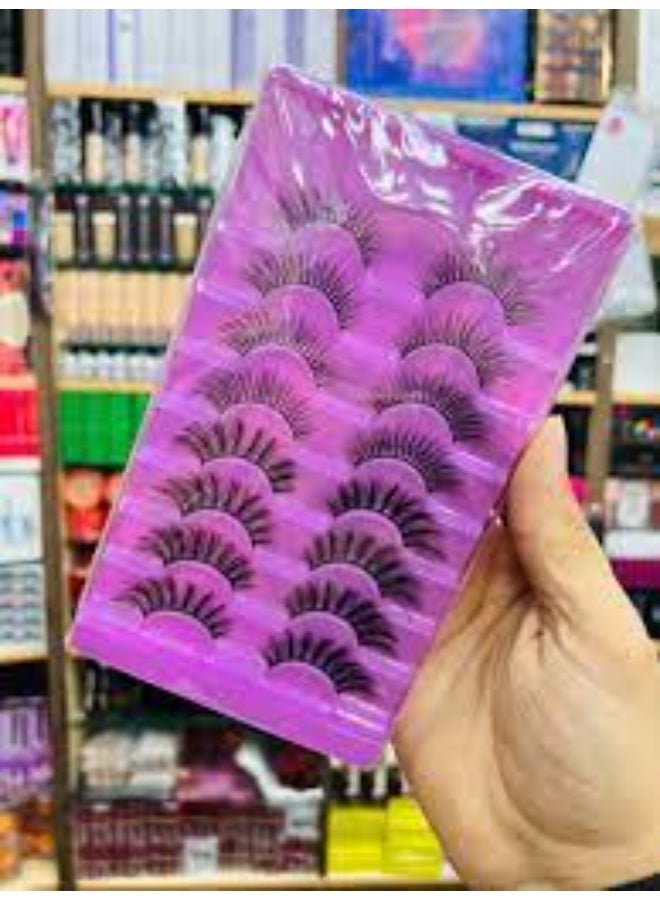 رموش خطيره يا جماعه وخامتها تحفه عشان كل الناس الي سالوني عليها وفرتلكوا اشكال كتير وكمان كميات بسعر لقطه 🤭💖 مفيش ميكب ارتست دلوقتي تقدر تستغني عنها و غنيه عن التعريف ❤️ اخر صور علي الطبيعه عشان تشوفوا حلاوه الرموش والوينج كمان - Image 3