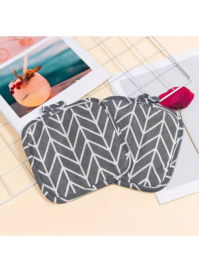 Black Polyester Heat Resistant Non Slip Pot Pads For Stovetop Ovens - Image 2