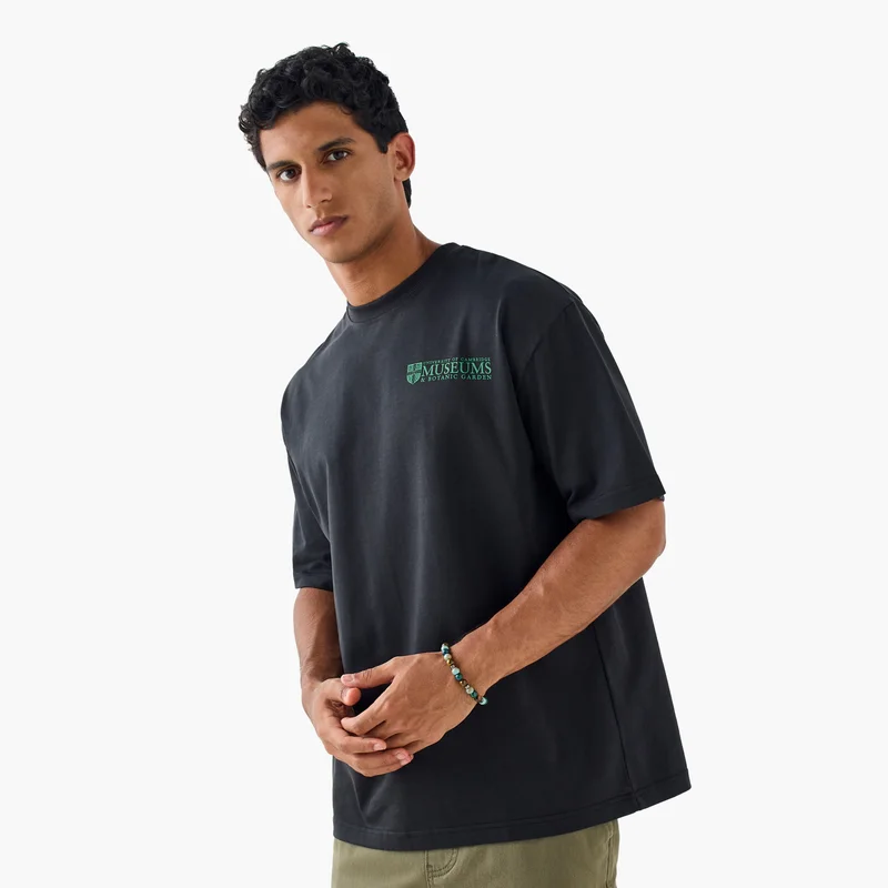 Splash FAV Graphic Print T-shirt with Crew Neck