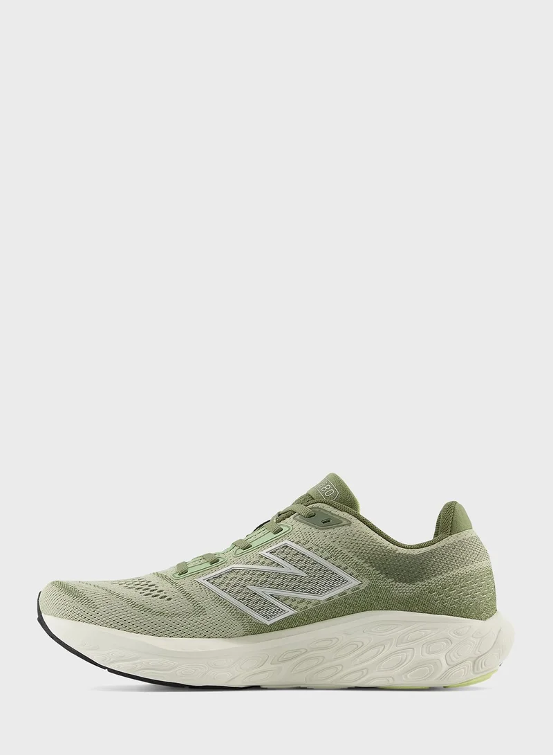 New Balance 880 Sneakers