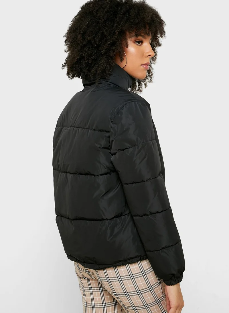 FOREVER 21 Zip Through Puffer Jacket