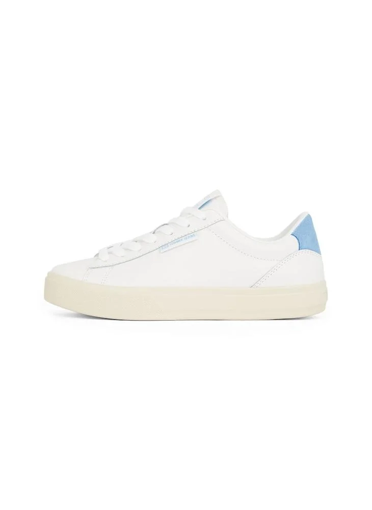 تومي جينز Cupsole Lace Up Low Top Sneakers