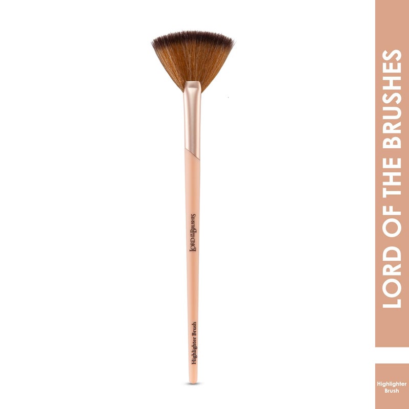 Glam 21 Glam21 Lord of the Brushes Highlighter Fan Brush |Soft, Luxurious Bristles for Even & Seamless Finish| Comfortable Grip Handle | Precision Application - Image 2