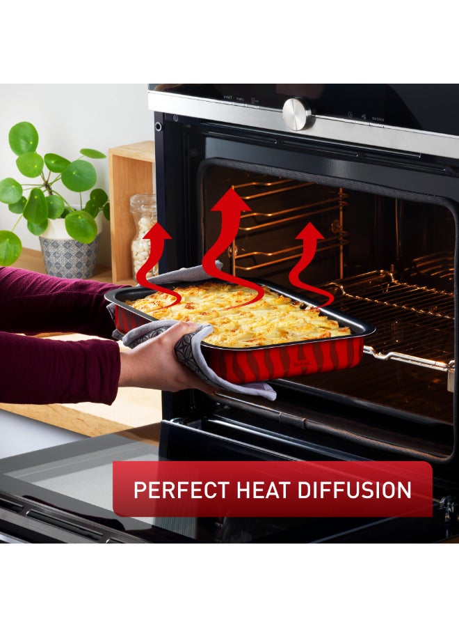 تيفال TEFAL صينية خبز | طبق فرن Les Spécialistes | 27x37 سم | طلاء غير لاصق | ألومنيوم | توزيع حرارة | سهولة التنظيف | أحمر | صنع في فرنسا | ضمان لمدة سنتين | J5714882 - Image 5
