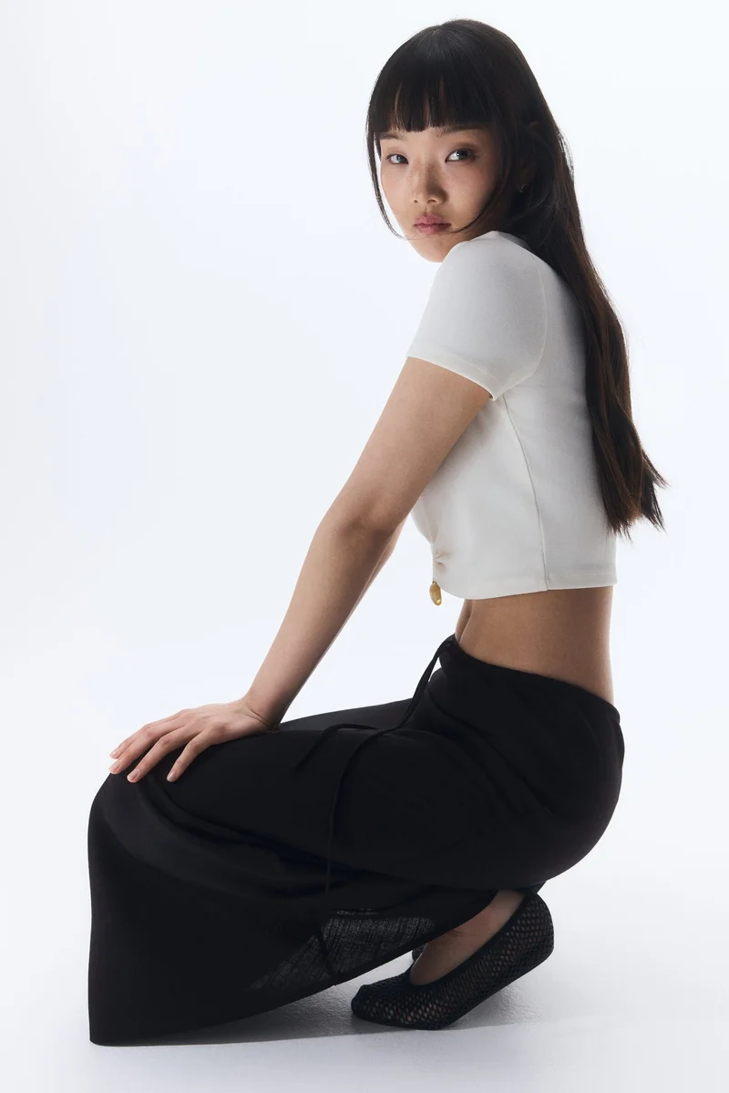 اتش اند ام تنورة ماكسي