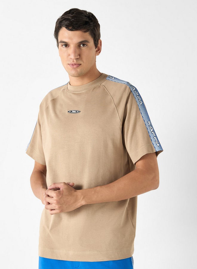 كابا تيشيرت بأكمام قصيرة وطبعات شعار من كابا - Image 1