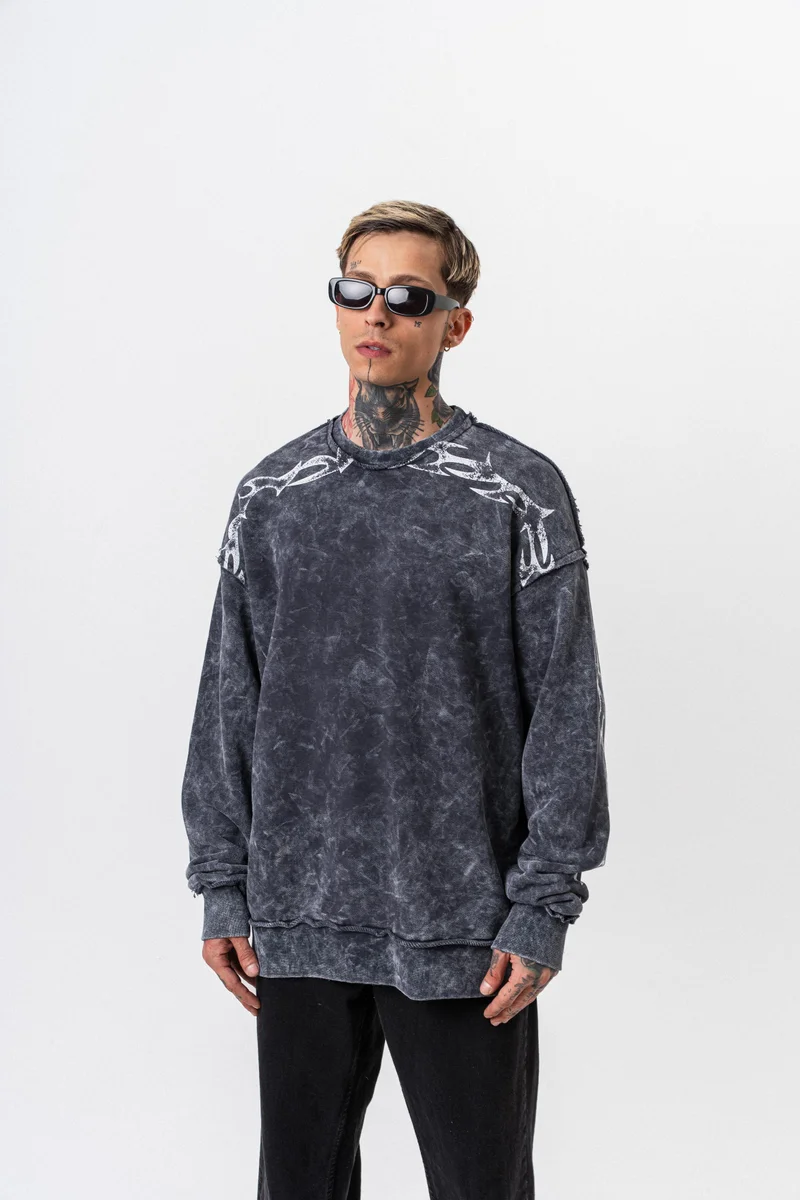 ريسباير سويت شيرت رجالي واسع (أوفرسايز) مطبوع بـ "Origin"، مغسول، ياقة دائرية، أسود