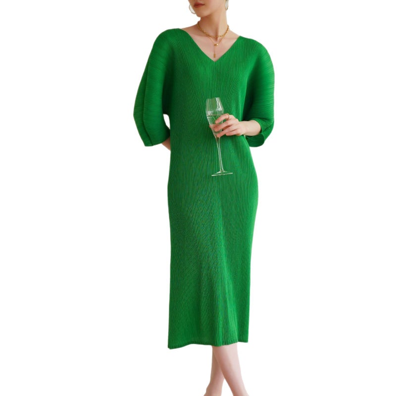 Women's Premium Pleated V-Neck Elegant Loose Midi Dress - Image 5