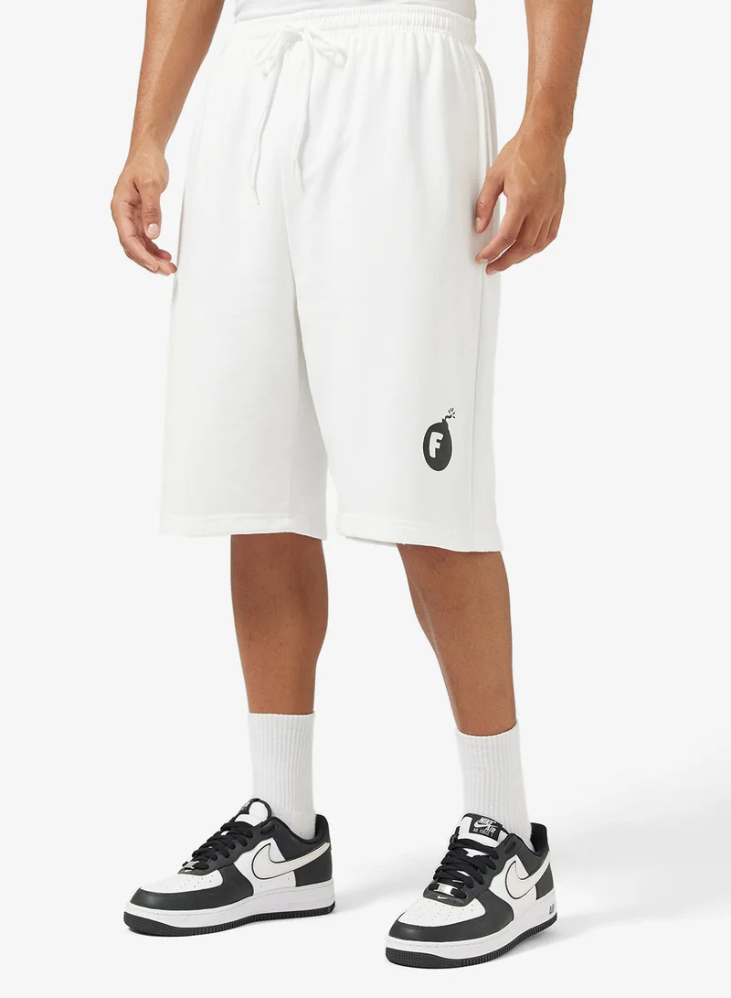 سفنتي فايف Graphic Print Shorts