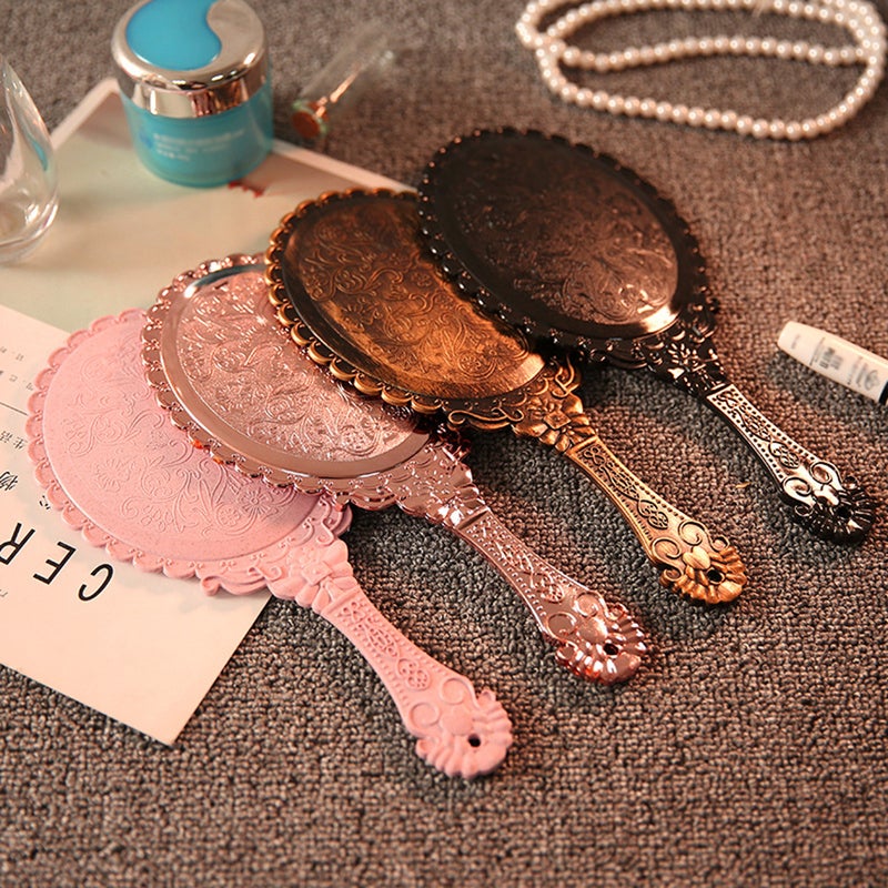 💄 مرآة مكياج محمولة يدوية بمقبض مزخرف بنمط قديم لون أسود - Image 2