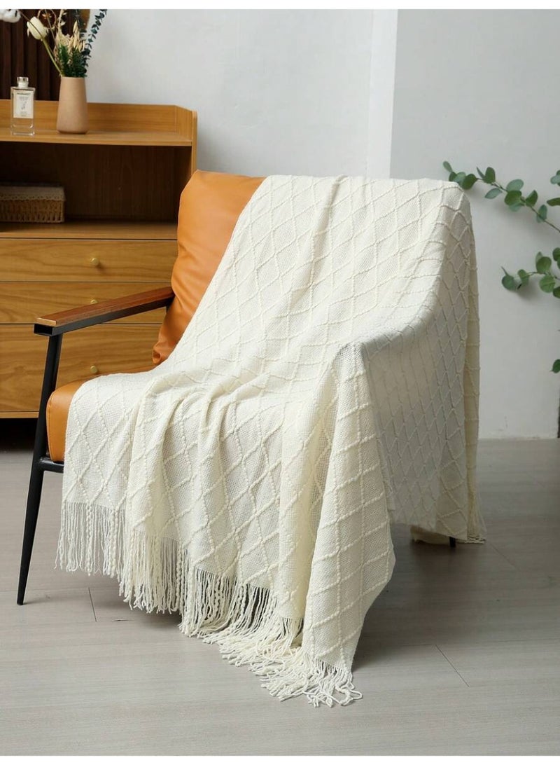 زيفانا بطانية ناعمة بتصميم شرابة للحفاظ على الدفء أكريليك أبيض 127 × 172 سم - Image 2