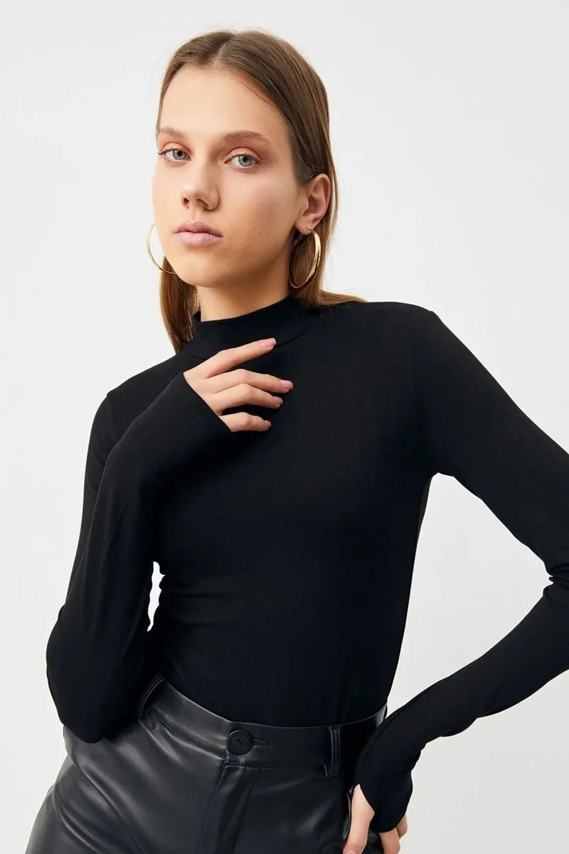 بيبانتولون BIPANTOLON Women's 3-Pack Slim Fit Half Turtleneck Bodysuits